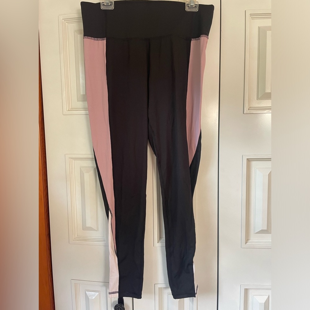Livi active women’s leggings, 14/16